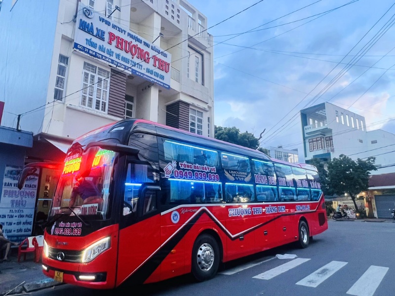 Xe trung chuyển Măng Đen