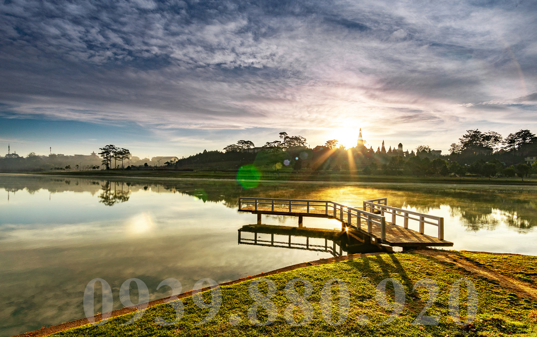 Hồ Xuân Hương Đà Lạt bình minh