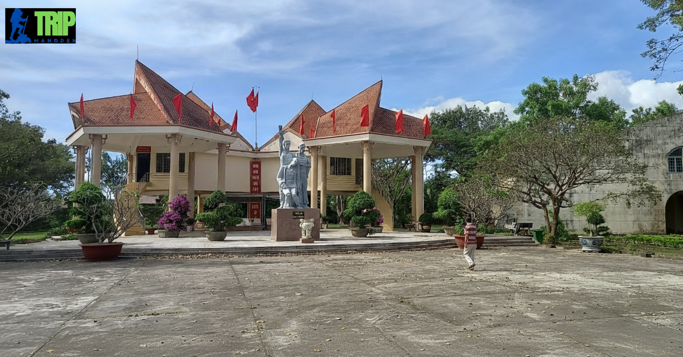 Kiến trúc Ngục Kon Tum